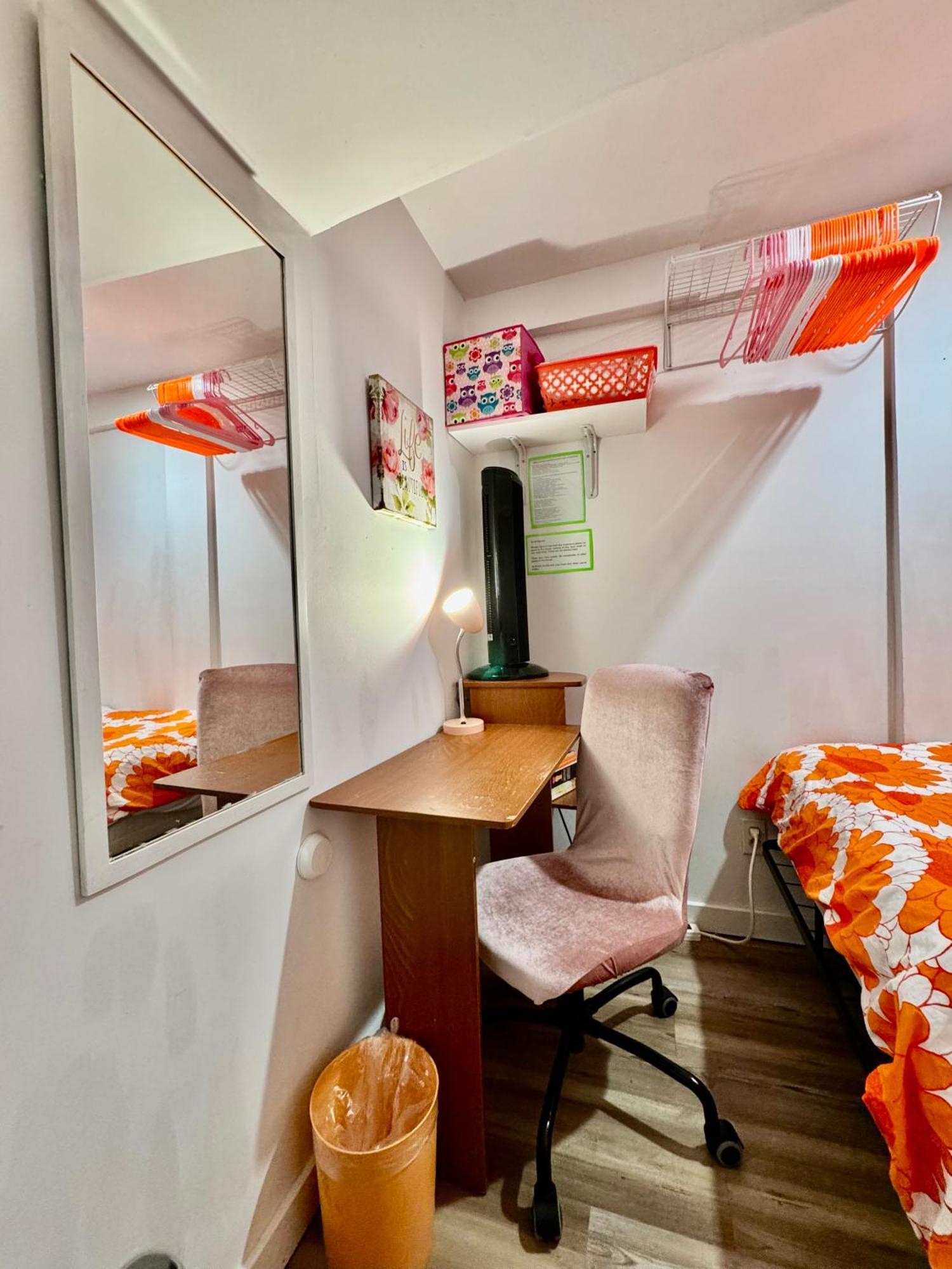 Private Tiny Room On The 1St Floor With Shared Bathroom Near Airport And Downtown Seattte Seattle Exterior foto